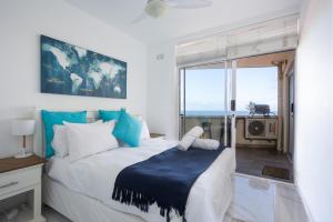 Postel nebo postele na pokoji v ubytování 24 Sea Lodge - Sea Viewing Apartment + 14 fotografií