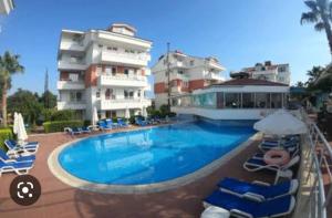 Πισίνα στο ή κοντά στο İrem Greenside Apart +20 φωτογραφίες