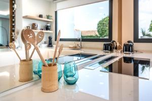 Zdjęcie z galerii obiektu 4 BDRM Luxury Retreat w/ Stunning Sea Views w mieście Estepona