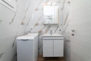 Bagno di Danai & Palm Residential Complexes