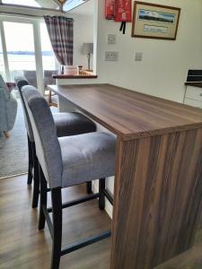 Fotografie z fotogalerie ubytování Seaview cosy 2 bed home in Lamlash - 'Mid Drive' v destinaci Lamlash