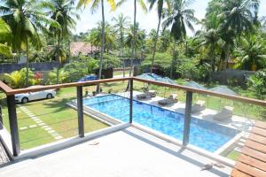 Bazén v ubytování Mango Tree Villa Bentota nebo v jeho okolí
