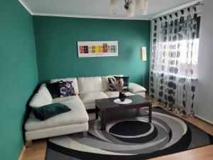 Posedenie v ubytovaní Apartament Basztowa