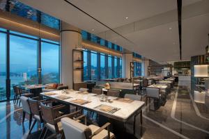 Restaurace v ubytování Crowne Plaza Chaozhou Riverside by IHG