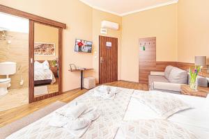 Koupelna v ubytování Forum Hotel