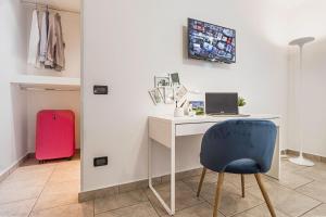 TV/trung tâm giải trí tại Wanderlust Apt in Villa con Piscina - 45 min Venezia - Zona Unesco