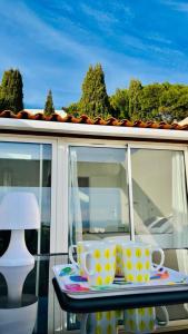 Fotografia z galérie ubytovania MAGNIFIQUE APPARTEMENT T4 GRAND STANDING - VUE MER PANORAMIQUE ET PISCINE v destinácii Bandol