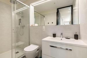 Koupelna v ubytování Kaneta Antoni Baita - Coeur de Ville ! Classé 4 étoiles + 116 fotografií