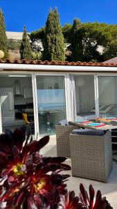 Fotografia z galérie ubytovania MAGNIFIQUE APPARTEMENT T4 GRAND STANDING - VUE MER PANORAMIQUE ET PISCINE v destinácii Bandol