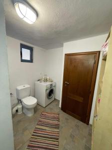 Koupelna v ubytování Kontias stonehouses