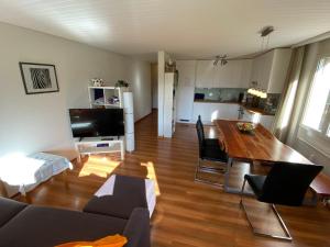 Dapur atau dapur kecil di Apartment Arvenbüel-Flüügespitz