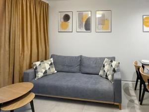 Posedenie v ubytovaní Apartament Cudovny