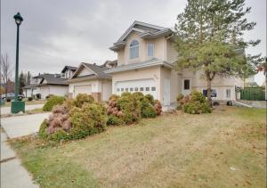 Το κτήριο όπου στεγάζεται  το διαμέρισμα