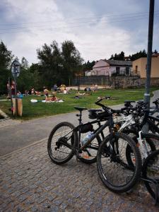 Jízda na kole v ubytování Sunset soul apartment & sauna nebo okolí