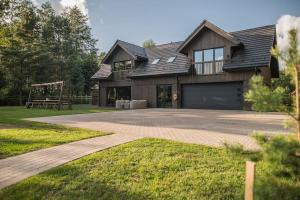 Το κτήριο όπου στεγάζεται  η παραθεριστική κατοικία