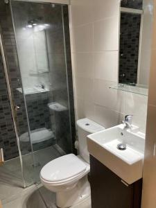 A bathroom at Fantástico apartamento en Triana