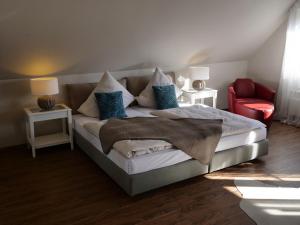 Postel nebo postele na pokoji v ubytování Hotel Bremer