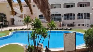 Bazén v ubytovaní Chayofa Paraiso, apartamento Tenerife Sur alebo v jeho blízkosti