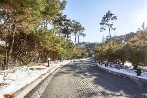 Gallery image of Hoengseong Haru Self check-in Hotel in Hoengsong