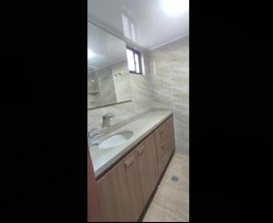 Ванна кімната в Habitación con Baño Privado Chapinero