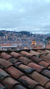 Nespecifikovaný výhled na destinaci Cuzco nebo výhled na město při pohledu z penzionu