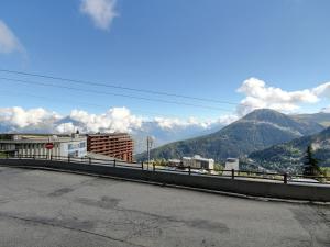 Zdjęcie z galerii obiektu Studio au pied des pistes pour 3-4 personnes à Plagne Aime 2000 - FR-1-455-199 w Aime La Plagne