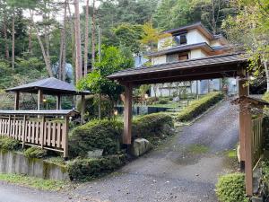 Zahrada ubytování 富士山を望むプレミアムヴィラ Borealis BBQ設備有