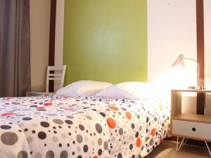 En eller flere senger på et rom på Appartement La Rochelle, 3 pièces, 4 personnes - FR-1-246-479