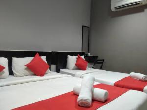 Postel nebo postele na pokoji v ubytování HOTEL AVATARR
