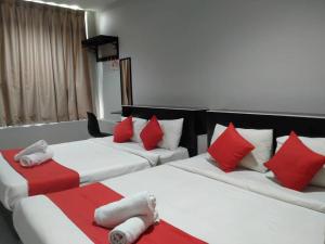 Postel nebo postele na pokoji v ubytování HOTEL AVATARR