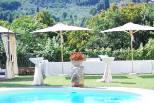 The swimming pool at or close to Villa Il Sasso - Dimora d'Epoca