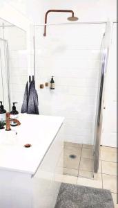 Φωτογραφία από το άλμπουμ του Beautiful Auburn Double Room Near ANZ Stadium Olympic Park DFO σε Auburn +8 φωτογραφίες