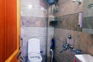 Vonios kambarys apgyvendinimo įstaigoje Mountain Hills Home Stay Manali