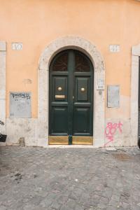 The facade or entrance of Campo de' Fiori appartamento via di Grotta Pinta