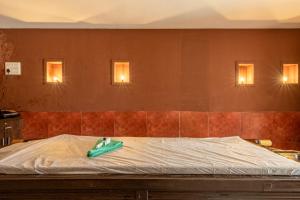 Postel nebo postele na pokoji v ubytování Medhya I Yoga Spa Retreat + 19 fotografií