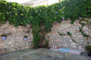 Gallery image of Mansion Eugenie in Hydra +42 photos