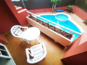 Bazén v ubytovaní Hotel Don Cándido alebo v jeho blízkosti