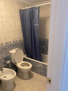 Een badkamer bij Almoradi