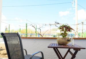 Balkoni atau teres di Verano Apartments