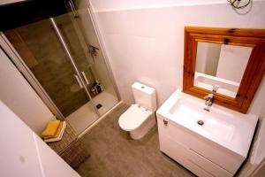 Fotografie z fotogalerie ubytování Preciosa casa blanca junto playa v destinaci Segur de Calafell
