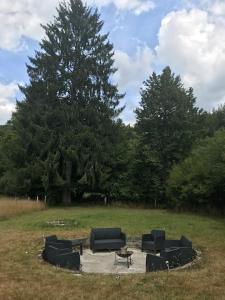 Zahrada ubytování Les Ecuries de Lesse