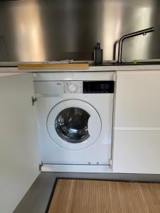 A kitchen or kitchenette at City Live