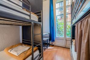 Postel nebo postele na pokoji v ubytování Casa Barcelo Hostel Barcelona