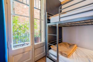 Postel nebo postele na pokoji v ubytování Casa Barcelo Hostel Barcelona