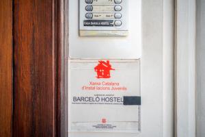Certifikát, hodnocení, plakát nebo jiný dokument vystavený v ubytování Casa Barcelo Hostel Barcelona