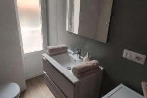 A bathroom at Incantevole Appartamento Via Molino Delle Armi