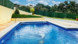 Bazén v ubytovaní Costacabana - Villa Holiday alebo v jeho blízkosti