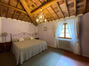 A bed or beds in a room at Renzo Marinai Még 20 kép