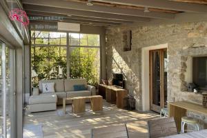 Posedenie v ubytovaní Borgo Lianti case vacanza Sardegna