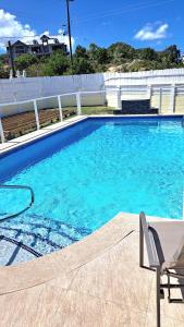 בריכת השחייה שנמצאת ב-A-List Villas או באזור